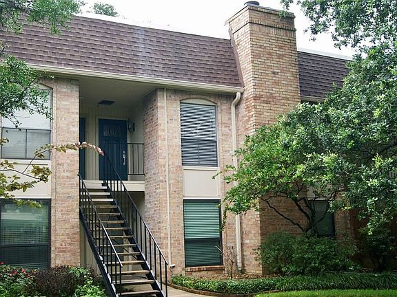 4th image of 1601 S Shepherd Dr APT 235