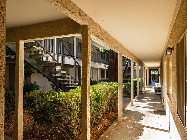 Melton Drive Apartments — Photo 16