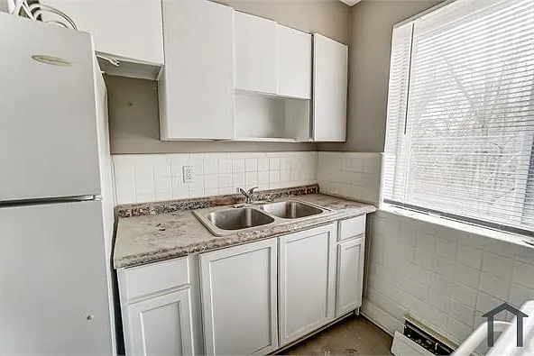2502 Flanigan Ct #4 — Photo 12