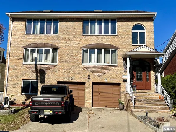422 Madison St, Carlstadt, NJ 07072