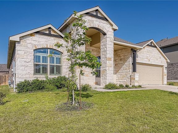 2nd image of 1943 Mexia Dr