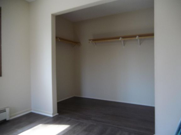4th image of 1222 Westminster St #204
