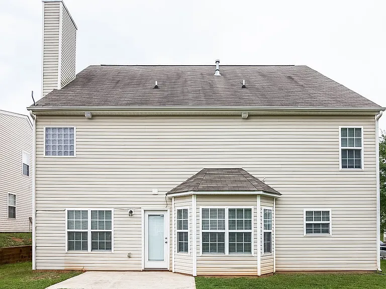 2002 Darbywine Dr — Photo 17