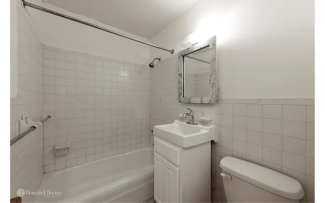 Sold by Douglas Elliman | media 15