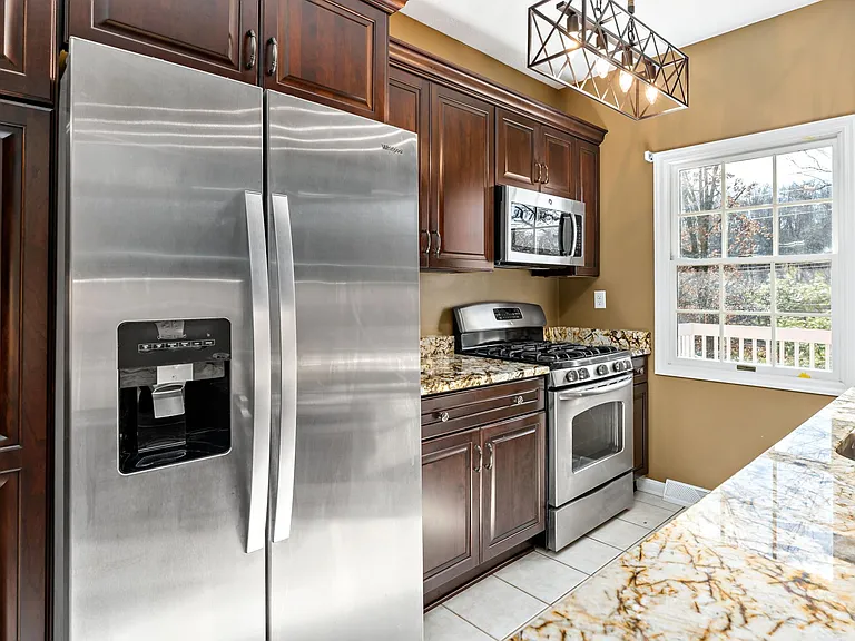 203 Boxwood Ct — Photo 13