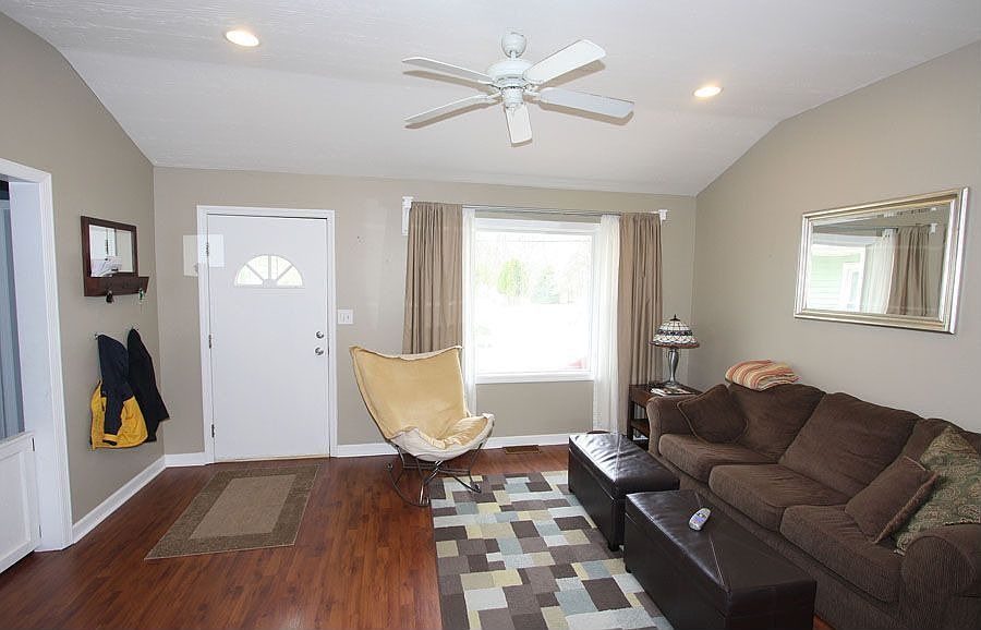 1st image of 218 Crystal Ave