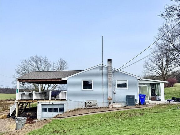 3rd image of 300 Cornetti Rd