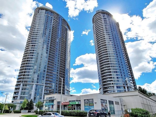 135 Village Green Sq #1216, Toronto, ON M1S 0G4