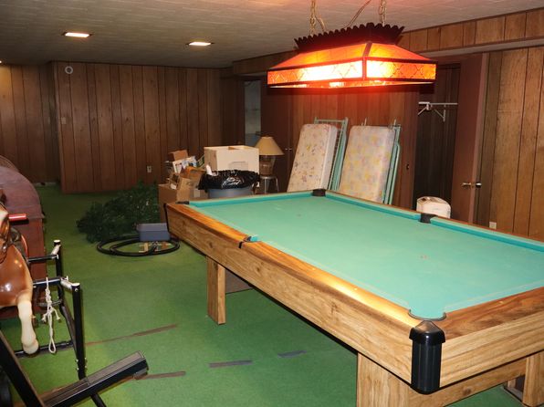 1605 Sharon Rd, Streator, IL 61364