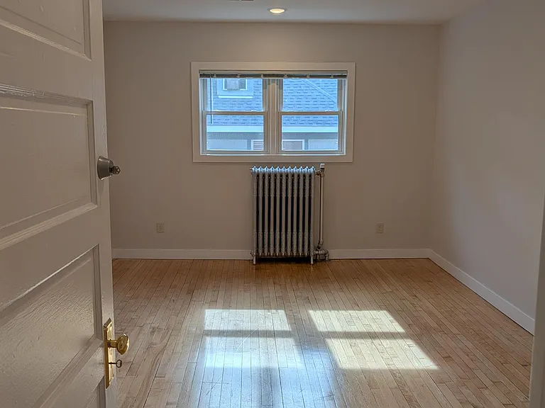 721 Wilson Ave E #A — Photo 17