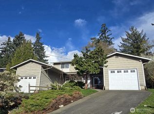 924 - 926 CRESTVIEW Lane, Mount Vernon, WA