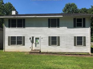 154 Meadow Dr, Scott Depot, WV 25560