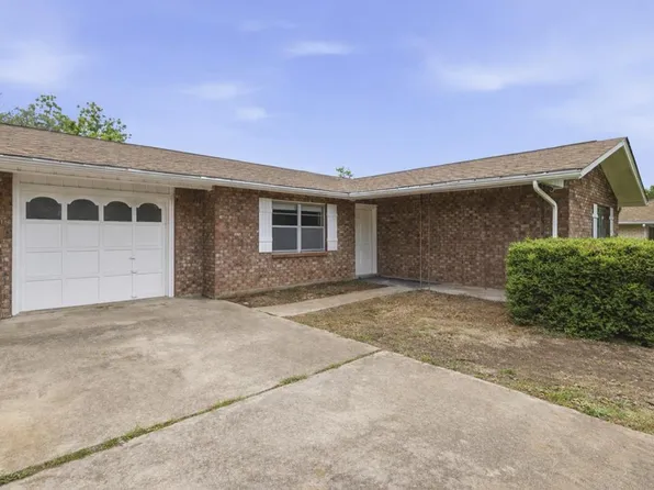 301 N Manor Dr, Kerrville, TX