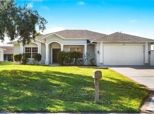 9108 Cypress Dr N, Fort Myers, FL 33967