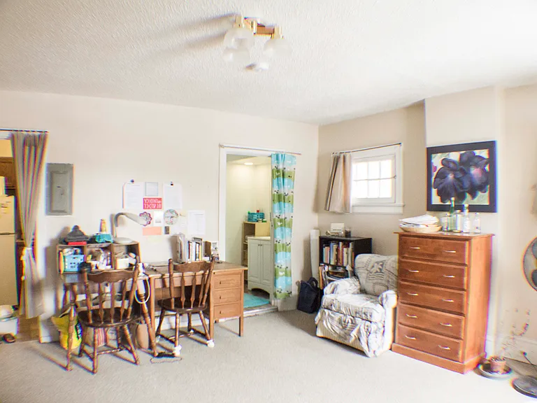 512 Packard St — Photo 2