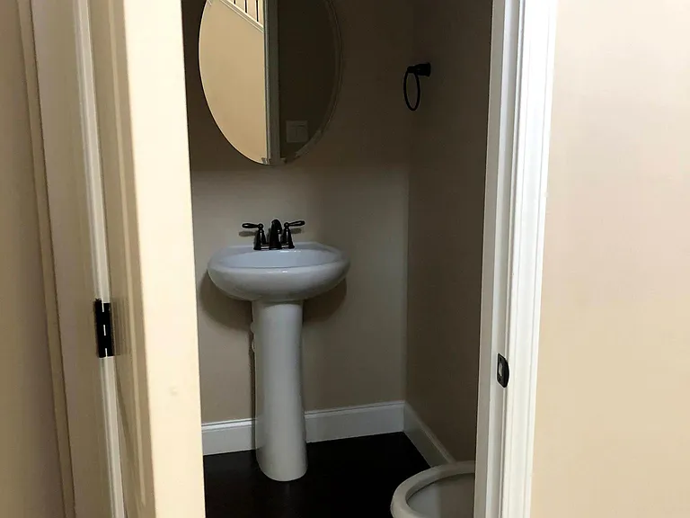 181 Cherokee Pond Ct — Photo 24