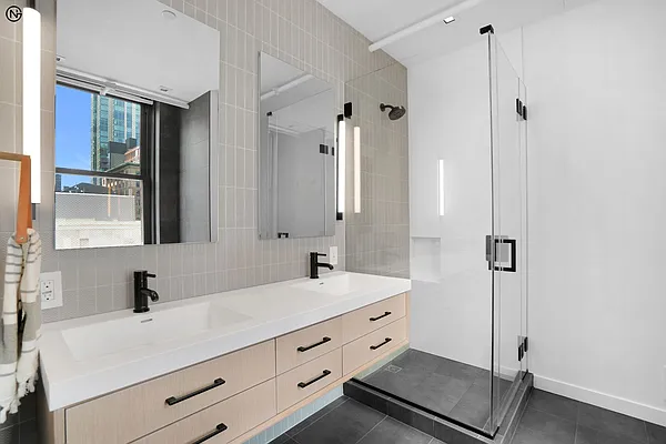 Rented by Nomad Property Group, LLC | media 25