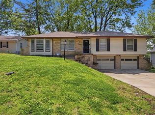 11401 E 61st Ter, Raytown, MO 64133