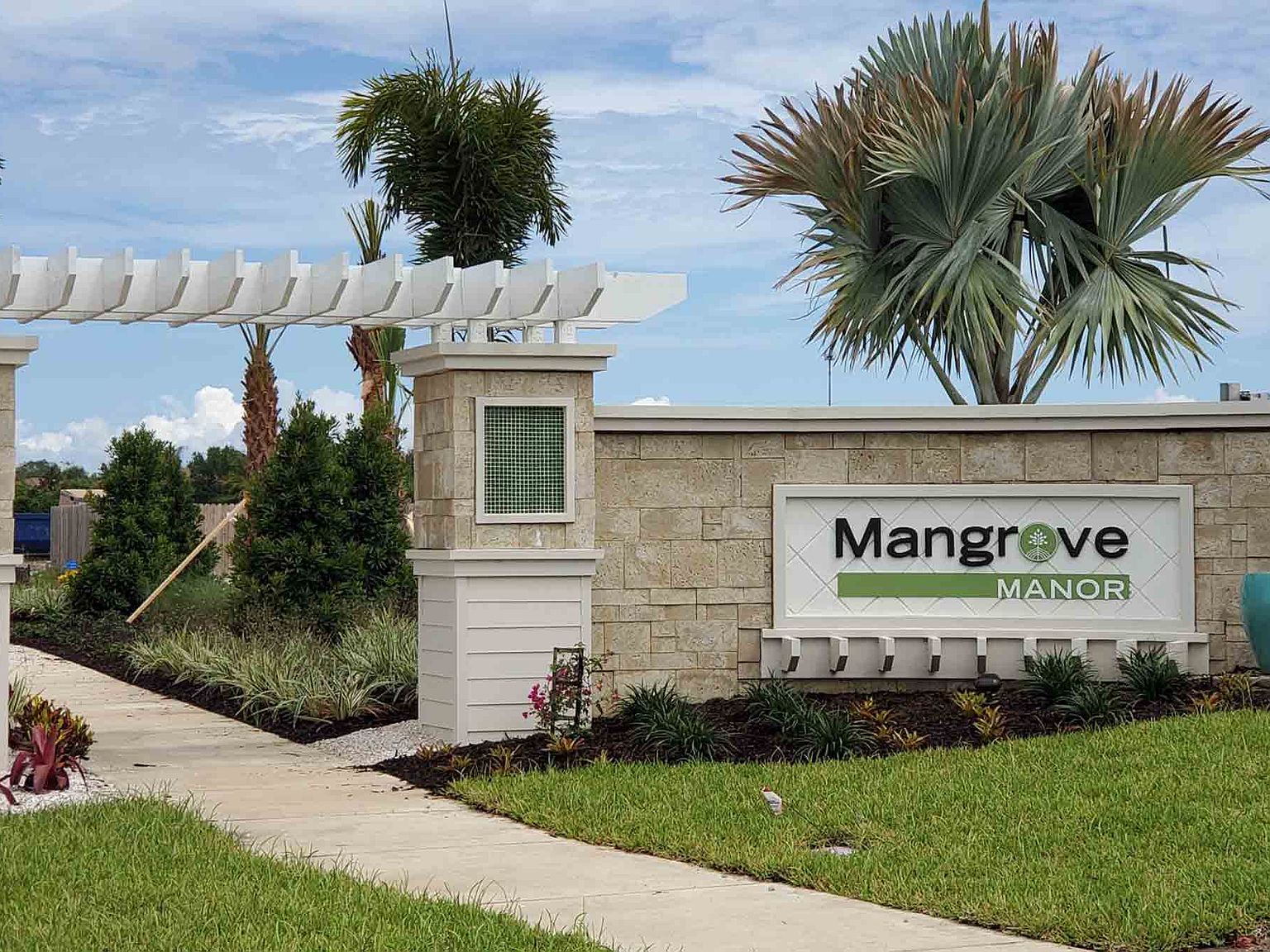 Mangrove Manor by D.R. Horton Tampa North in Apollo Beach FL Zillow