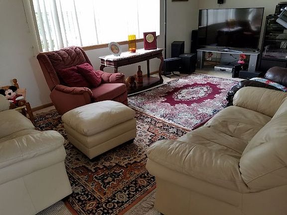 5th image of 21 E Grandview Dr