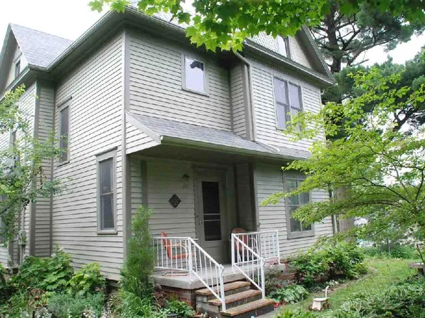 512 King St, Fayette, IA 52142