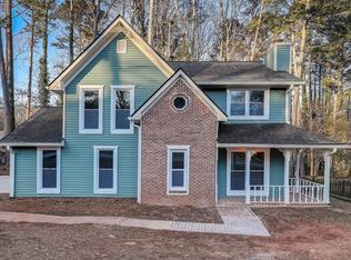 1475 Blackspruce Ct SW, Lilburn, GA 30047