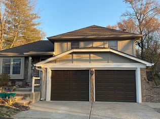 1208 W Elm St, Greenwood, MO 64034