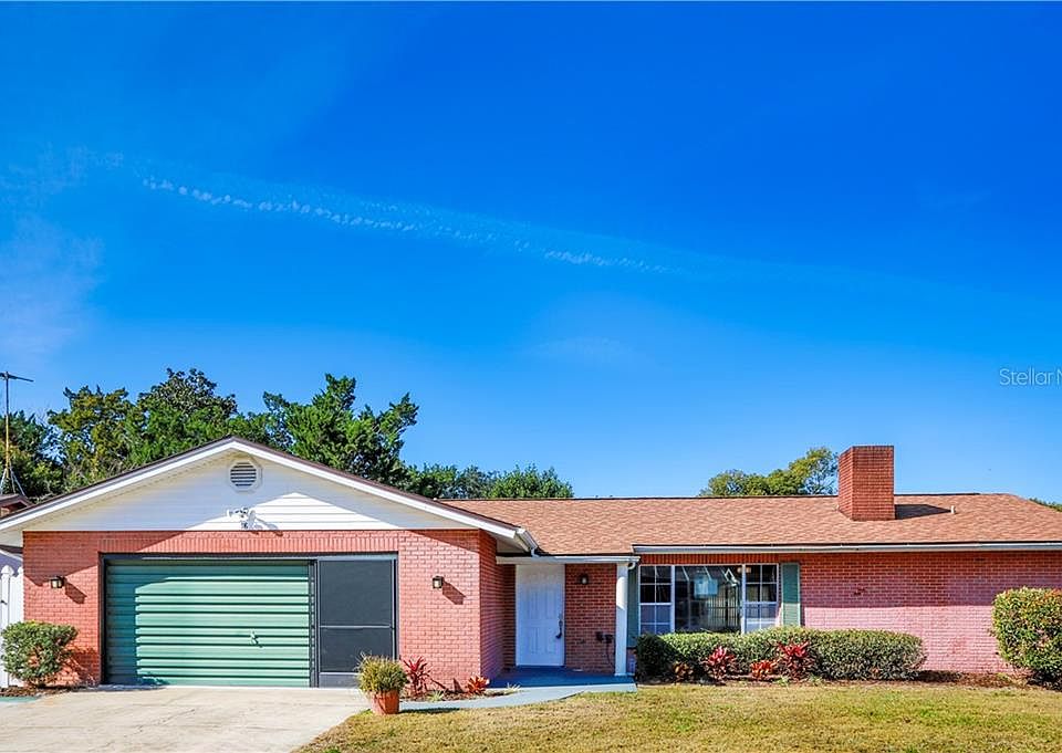 1st image of 18 Brandy Hills Dr