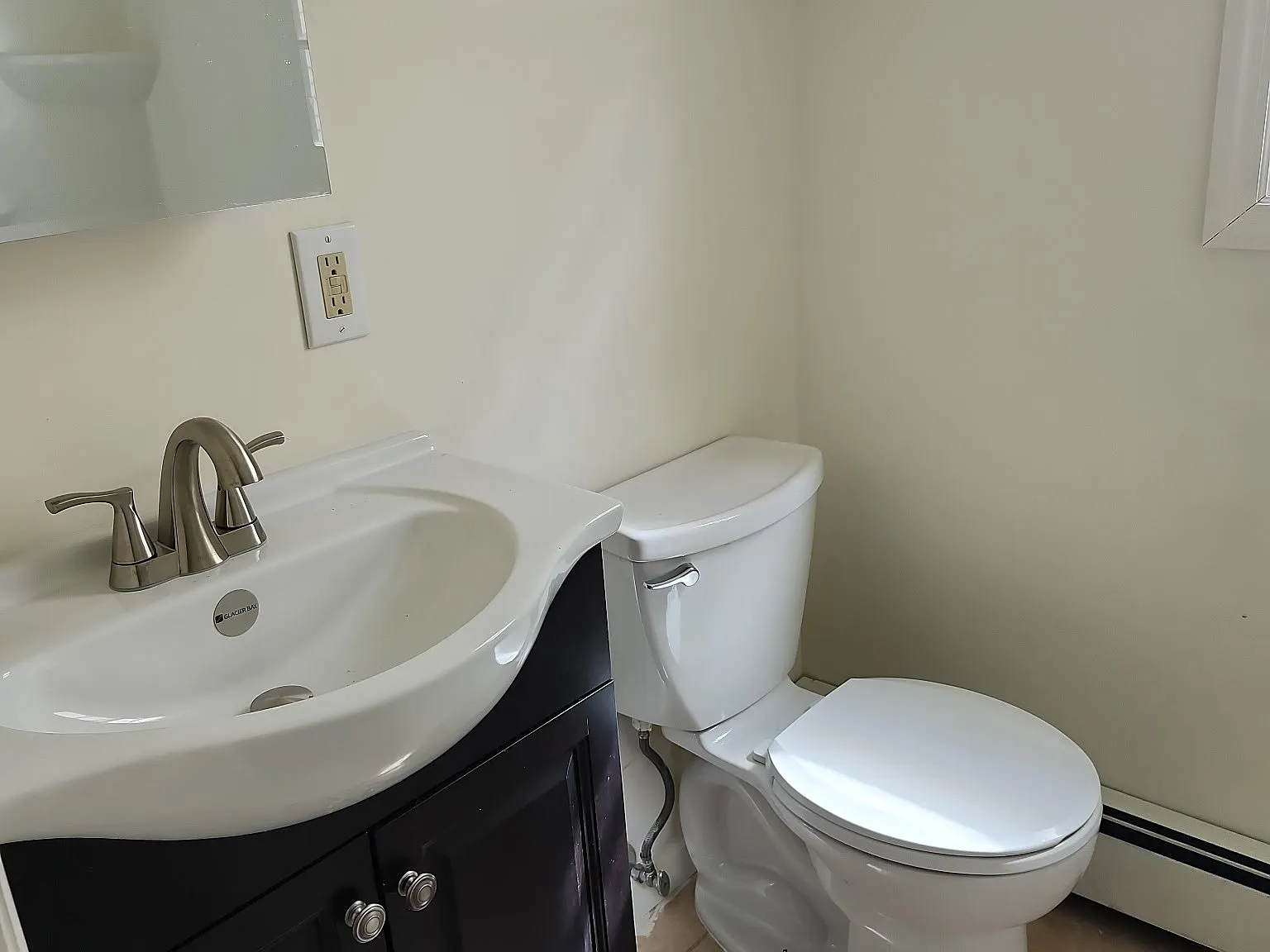 33 Woodbury Ave — Photo 3