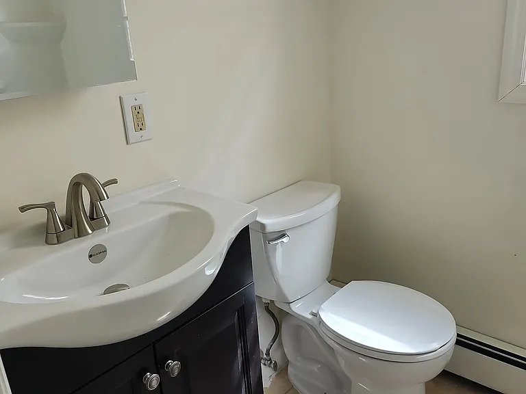 33 Woodbury Ave #2 — Photo 3