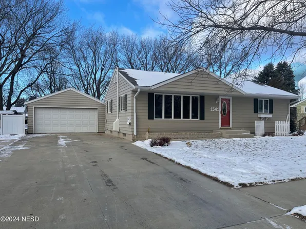 1341 3rd St NW, Watertown, SD 57201