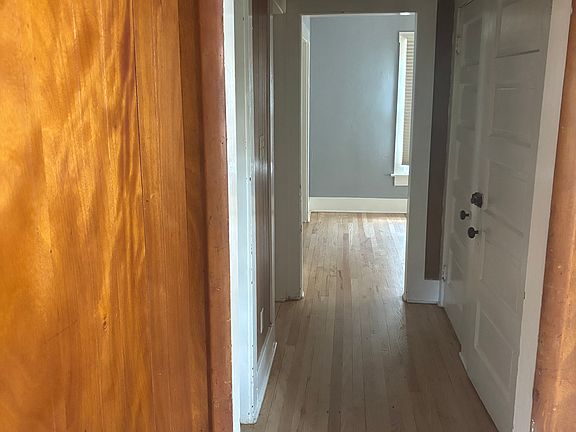 3rd image of 165 Portage Dr #2