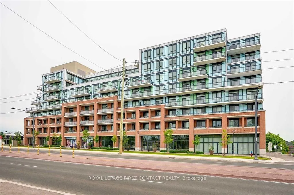 Building Photo - 11611 Yonge St #308