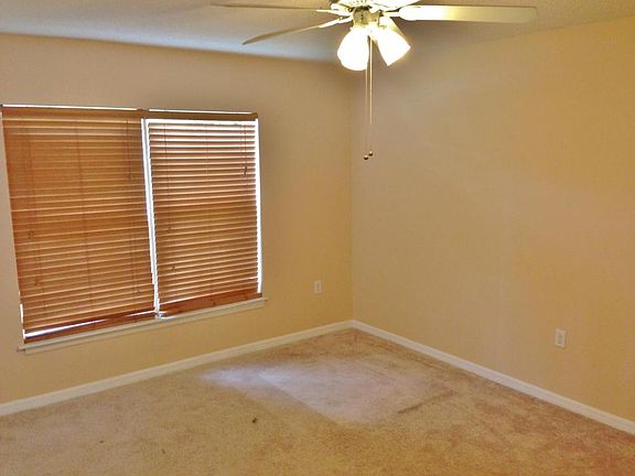 5th image of 1217 SW Aragon Ave