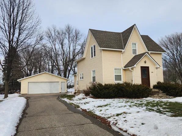 508 Dupont Ave NE, Renville, MN 56284