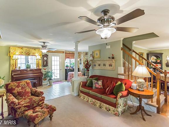 4th image of 9491 McGuinn Ln