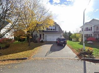 24 Cabot Ct, South Burlington, VT 05403