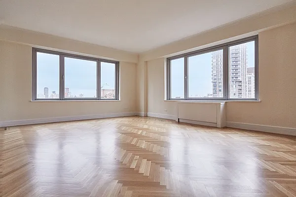 Rented by PocketBroker Inc | media 35