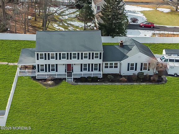 2nd image of 250 Bartley Road