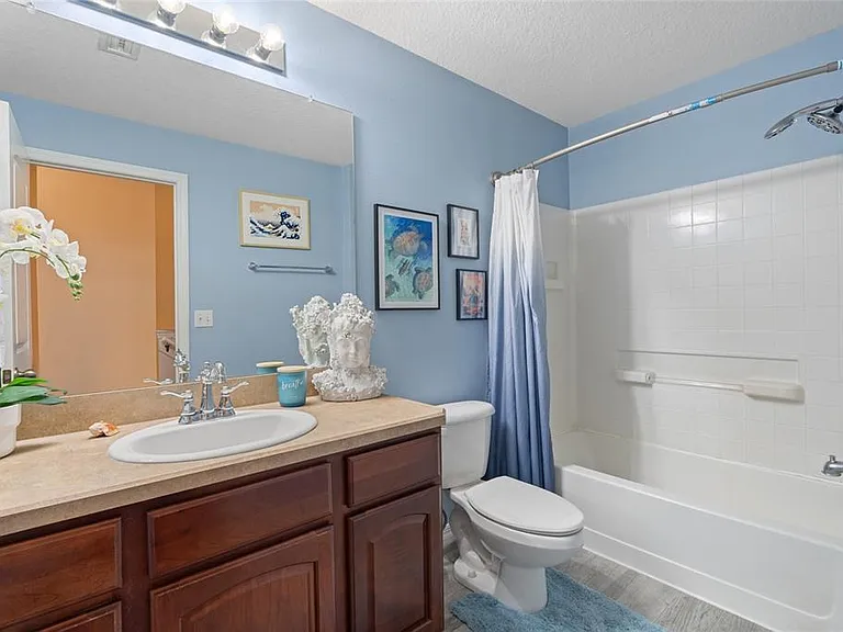 6714 Breezy Palm Dr — Photo 23