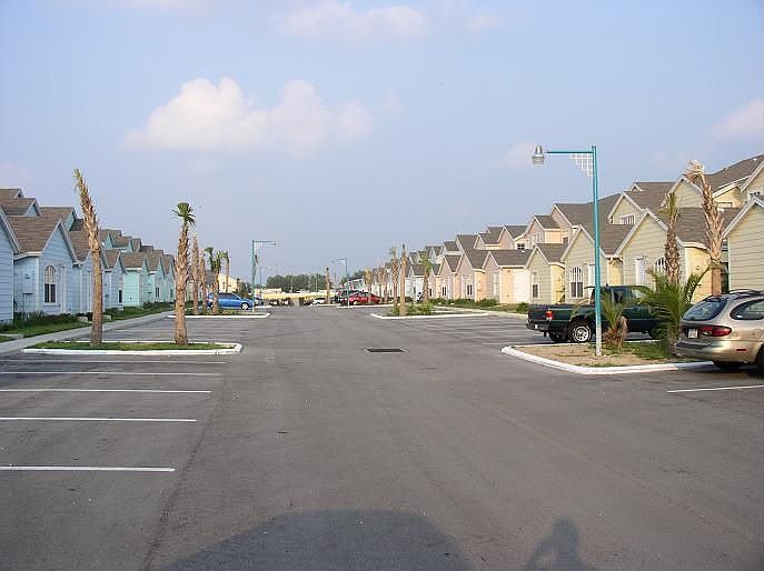 2nd image of 1315 Washington Palm Loop