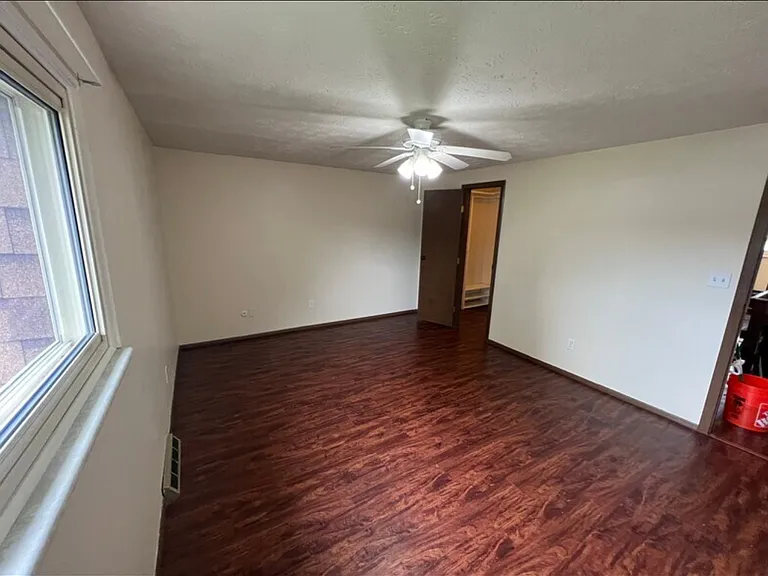 5215 Cline Rd #H — Photo 6