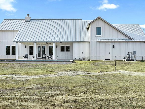 4th image of 4991 Schott Rd