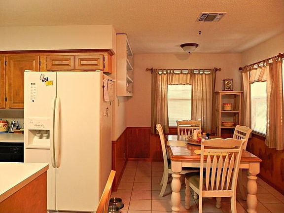 4th image of 21 Scott Rd