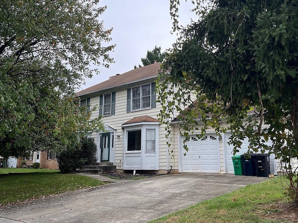 2nd image of 3904 Aynor Dr