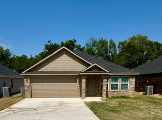 416 W Curtis St, Calera, OK 74730