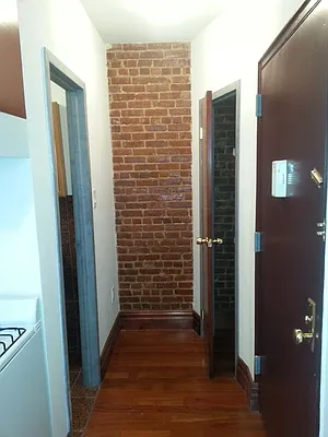 Rented by Allen Harris, LREB | media 10