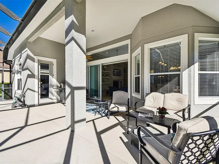 7328 Lake Forest Gln — Photo 32