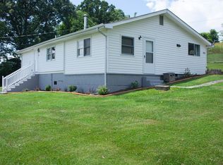 327 Opossum Kingdom Rd, Berea, KY 40403