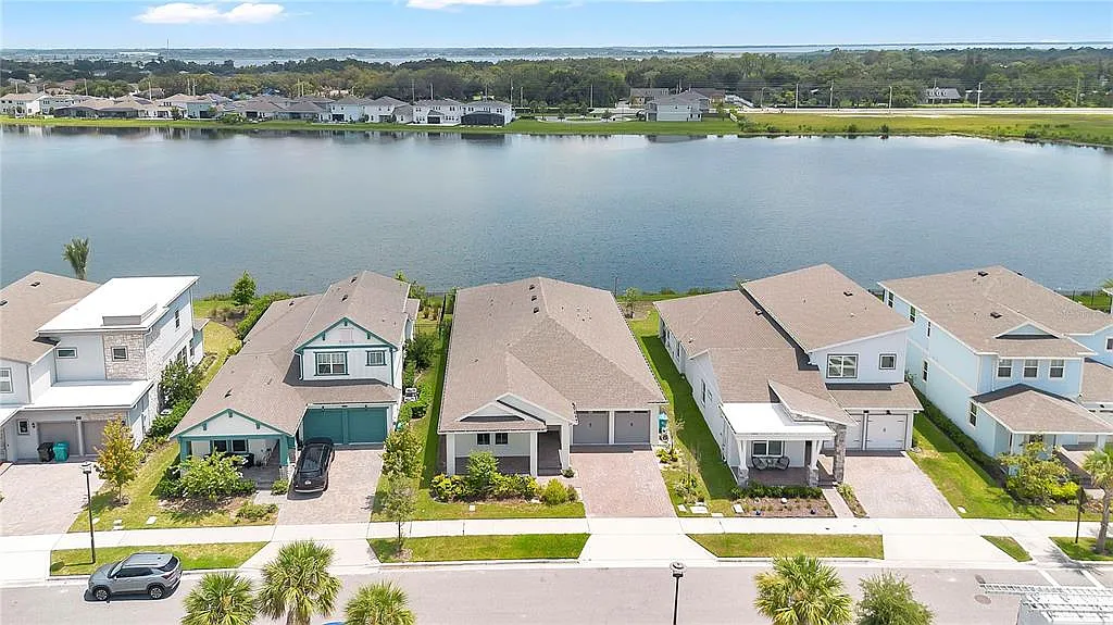 4 bed, 3.0 bath, 2897 sqft, $4,500 — Photo 3